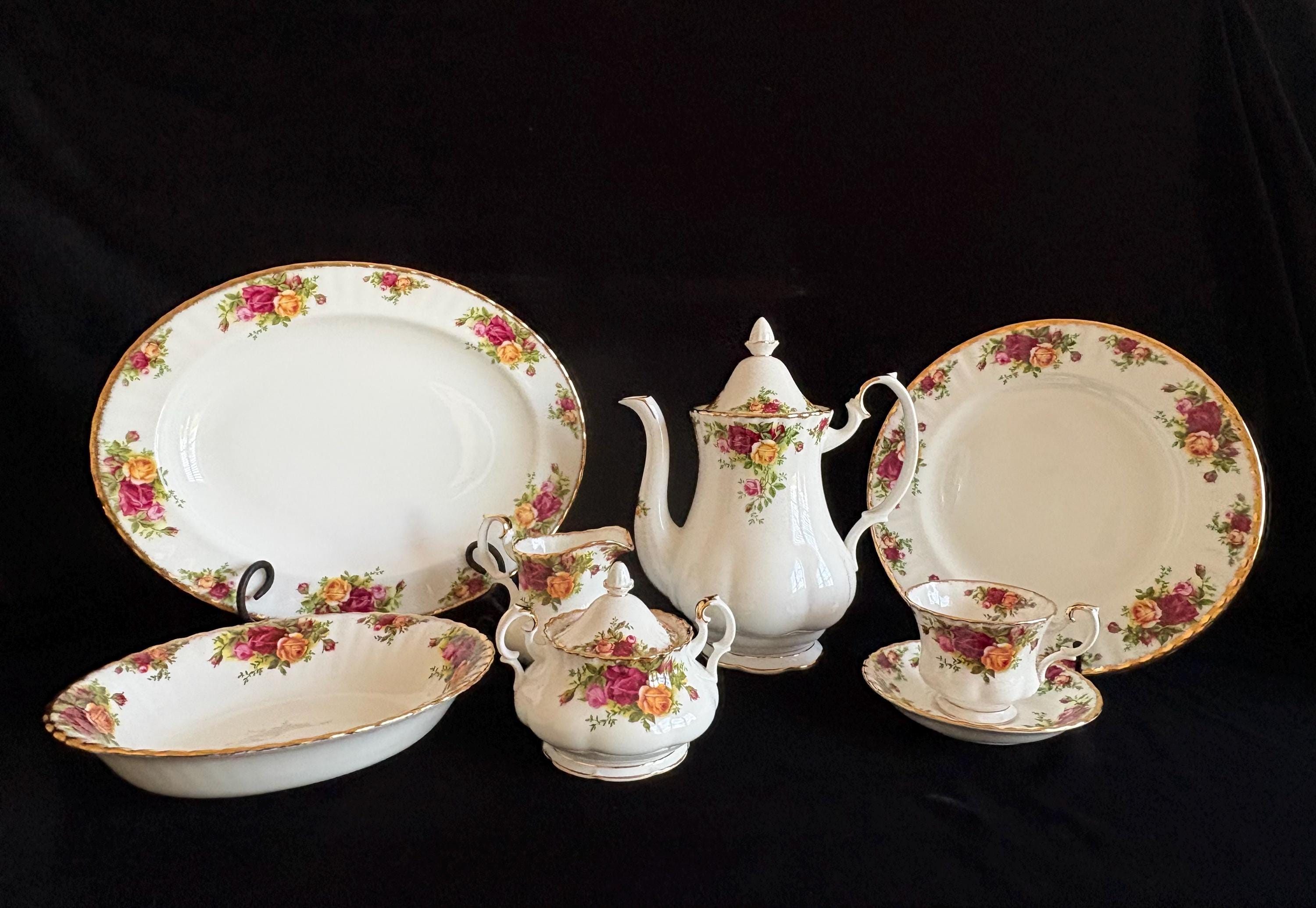 Royal Albert - Old Country Rose, Bolle Vaas (17 centimeter) - Rosia
