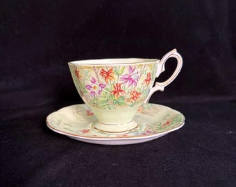 Vintage 1930s Royal Albert Columbine Teacup and Saucer Set, Fine Bone China Malvern Shape, Green Floral Tea Cup Made in England, Art Deco