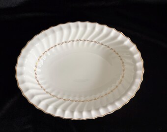 Royal Doulton Adrian Dinnerware H4816. Oval Vegetable Serving Bowl Dish. Pristine