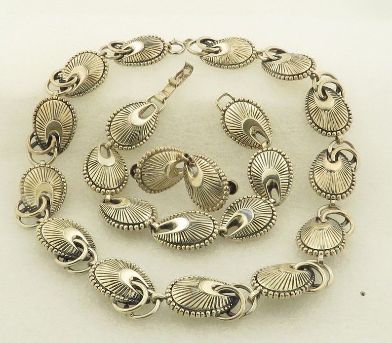 Vintage Hand EngravedBeaded Sterling Silver Stamped Danecraft Bracelet Non Pierced Earrings /& Necklace Set.