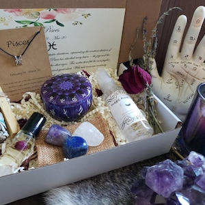 Deluxe Pisces Gift Set | Horoscope Gift Set | Zodiac Gift Set | Pisces Birthday Gift | Deluxe Birthday Set | Gift for Her | Birthday Box