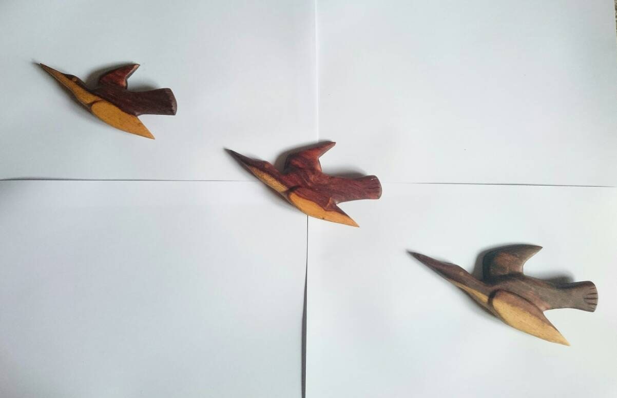 Hand Carved Set of 3 Flying Ducks Wall Hanging Made From Wanut Etsy