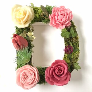 Composición inicial de la flor de jabón en A-Z- Regalo amigable con el hospital
