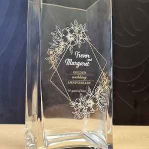 Personalised Special Anniversary Vase Diamond, Golden, Ruby, Silver Wedding 60, 50, 40, 25 Years Gifts for Parents, Grandparents Golden