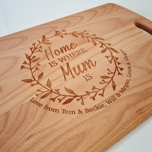 Personalisiertes graviertes Schneidebrett | Muttertagsgeschenk | 50, 60, 70 Geburtstag Geschenke für Mama, Oma, Nanny, Papa, Opa