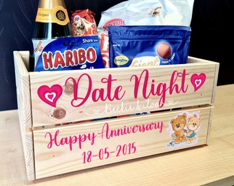 Personalised Date Night Crate | Valentine's Day, Anniversary Gift | Snack, Drinks, Treat Box | Gifts for Girlfriend, Boyfriend, Couple