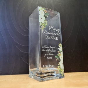 Personalisierte Ruhestand Vase, Glas Blumenvase, Abschiedsgeschenk für Kollegen, Chef, Freund, Kollegen, Arbeitsgeschenke, dekoratives Andenken Bild 3