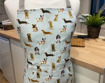 Personalisierte Kochschürze, neugierige Hunde Küchenschürze, Muttertag personalisierte Geschenk, Kochschürze, personalisierte Namen Kochen