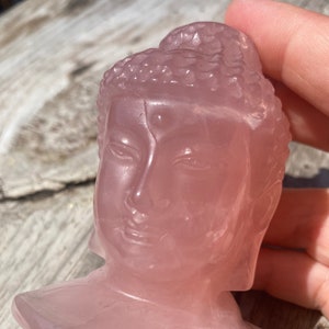 Statue tête de Bouddha en cristal de quartz rose / Grande sculpture de Bouddha / 286 g Bouddha en cristal sculpté