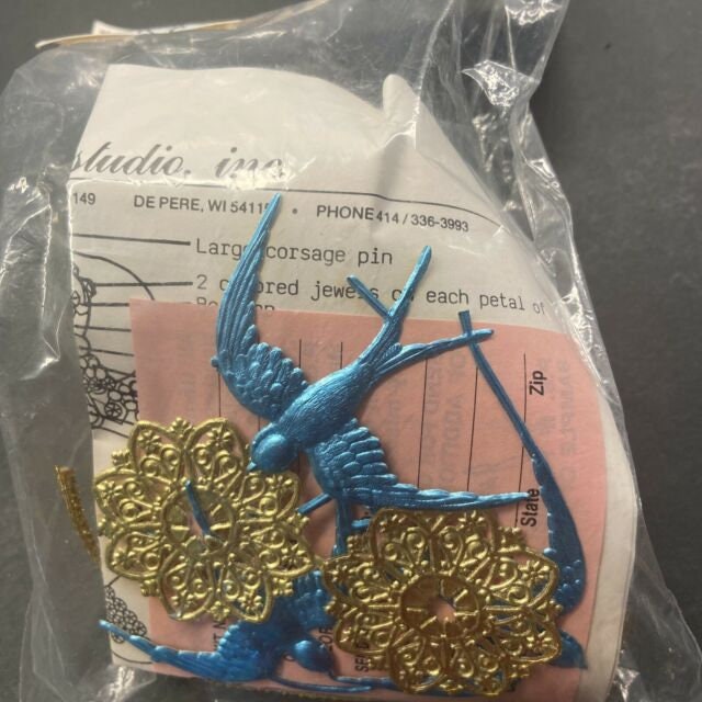 June Zimonick CB1852 幸せの青い鳥 クリスタルビーズ クリスマス