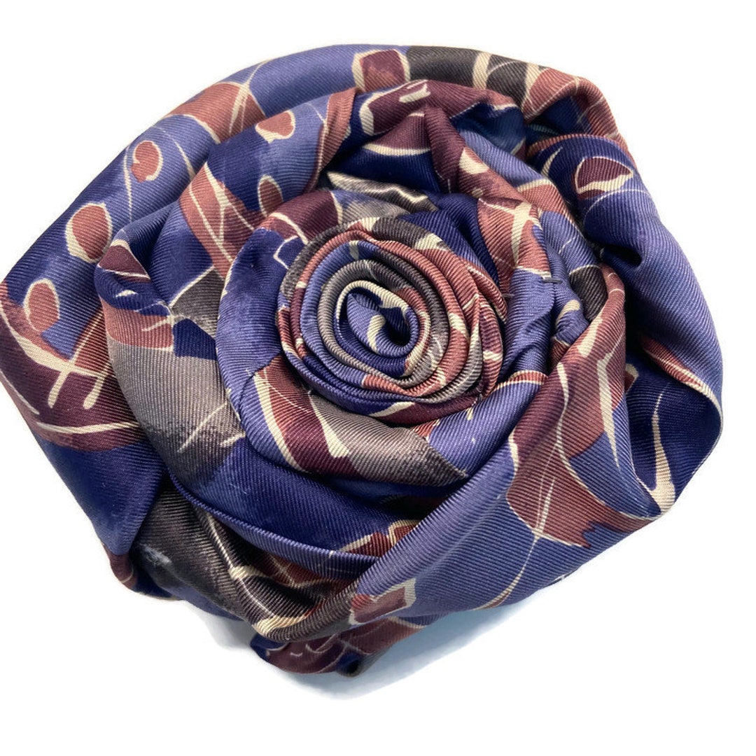 Grande Broche Florale Vintage - Papier Mâché Laqué Noir Et Bleu, Bijou Ancien 5637