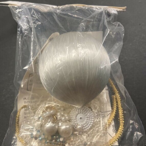 June Zimonick CB1852 幸せの青い鳥 クリスタルビーズ クリスマス