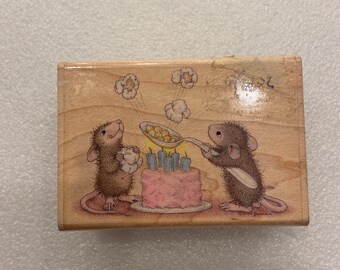 Poppin Good Birthday House Mouse Rubber Stamp Stampabilities HMGR1010 Mudpie