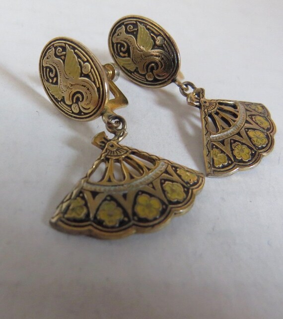 Dramatic lovely screw back dangling earrings from… - image 4