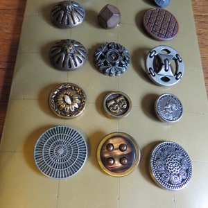 Fascinating collection/grouping of 15 interesting vintage buttons