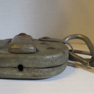 PRICE REDUCED! CNR Lock and Chain (no Key) Great Canadian Railroad ...
