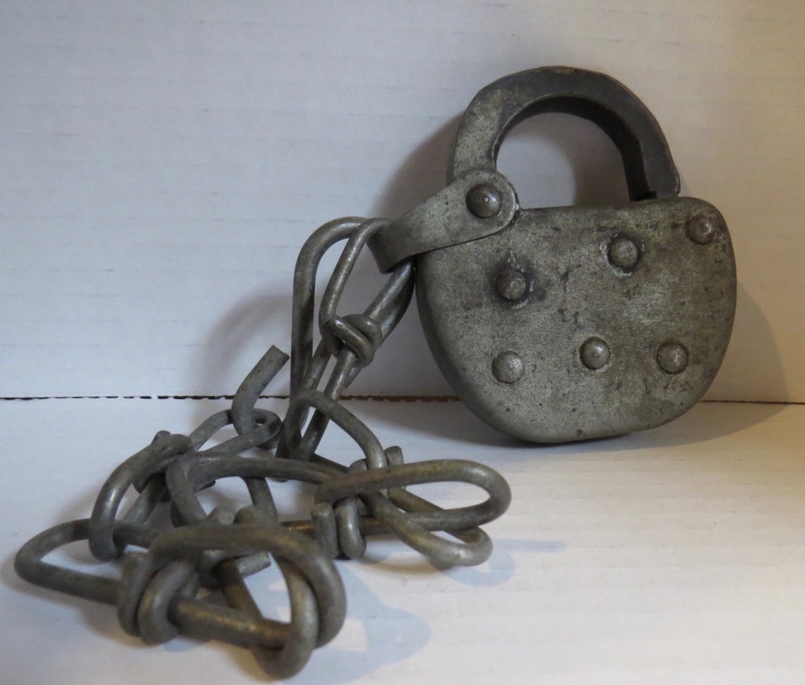 PRICE REDUCED! CNR Lock and Chain (no Key) Great Canadian Railroad ...