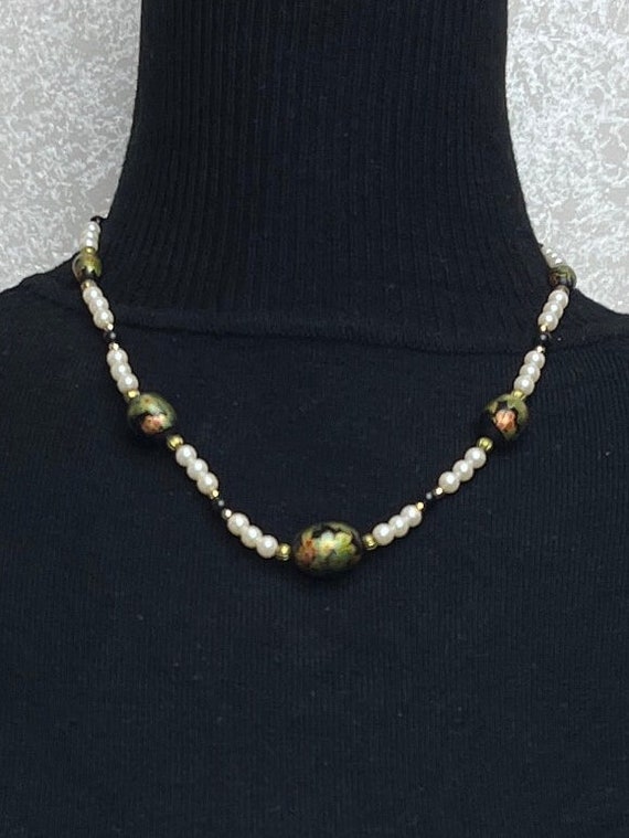 Vintage glass faux pearl cloisonné beaded necklace