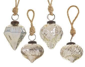 Silver Crackle Glass Assorted Shaped Bauble - (Set Of 4) - Festive Winter Decoration Classy Tasteful Xmas Santa Classic Shiny Gift