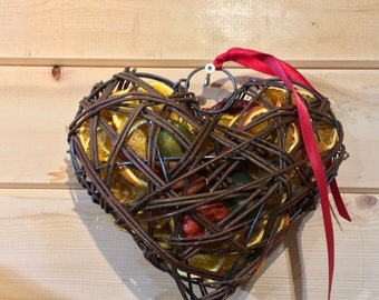Impresionante corazón de mimbre de frutos secos con fragancia navideña perfumada, adorno de decoración festiva perfecta, corona para puerta colgante, regalo de invierno