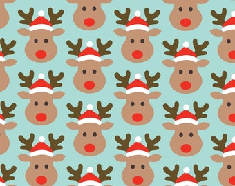 Op de afbeelding: Een naadloos patroon met een herhalend ontwerp van cartoon rendieren die rode kerstmanmutsen dragen op een lichtblauwe achtergrond.