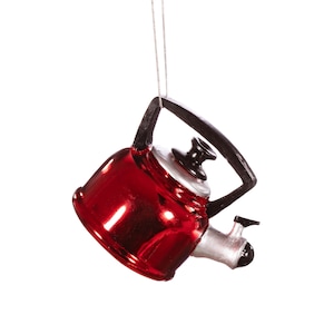 Roter Campingkessel Weihnachtsbaum-Dekoration - Festliche Jahreszeit Winter Draußen Natur Wildes Wandern Trekking Abenteuer Geschenk Familie Freunde