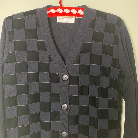 Vtg Velvet Weave Cardigan Sweater S/M | Chic chec… - image 3