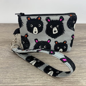 Teddy und der Bär Schlüsselanhänger Beutel, Kleine Reißverschlusstasche, Ausweishalter, Kleine Geldbörse, Geschenk unter 15, Kosmetiktasche, Grab & Go Geldbörse