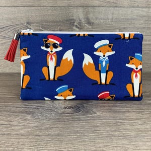 Estuche con cremallera y estampado de zorro marinero, estuche para gafas de sol, monedero, neceser, neceser, estuche para lápices, organizador de bolsos, bolso de zorro de 21,5 x 13 cm
