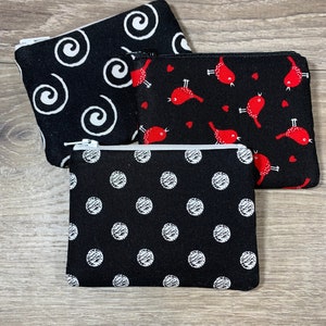 Rot, Schwarz & Weiß Beutel, Geldbörse, Geldbörse, Ohrhörer - handgemachtes Geschenk - Makeup Tasche - Stilvoller Organizer für Sie - Geschenk für Sie, süße Tasche