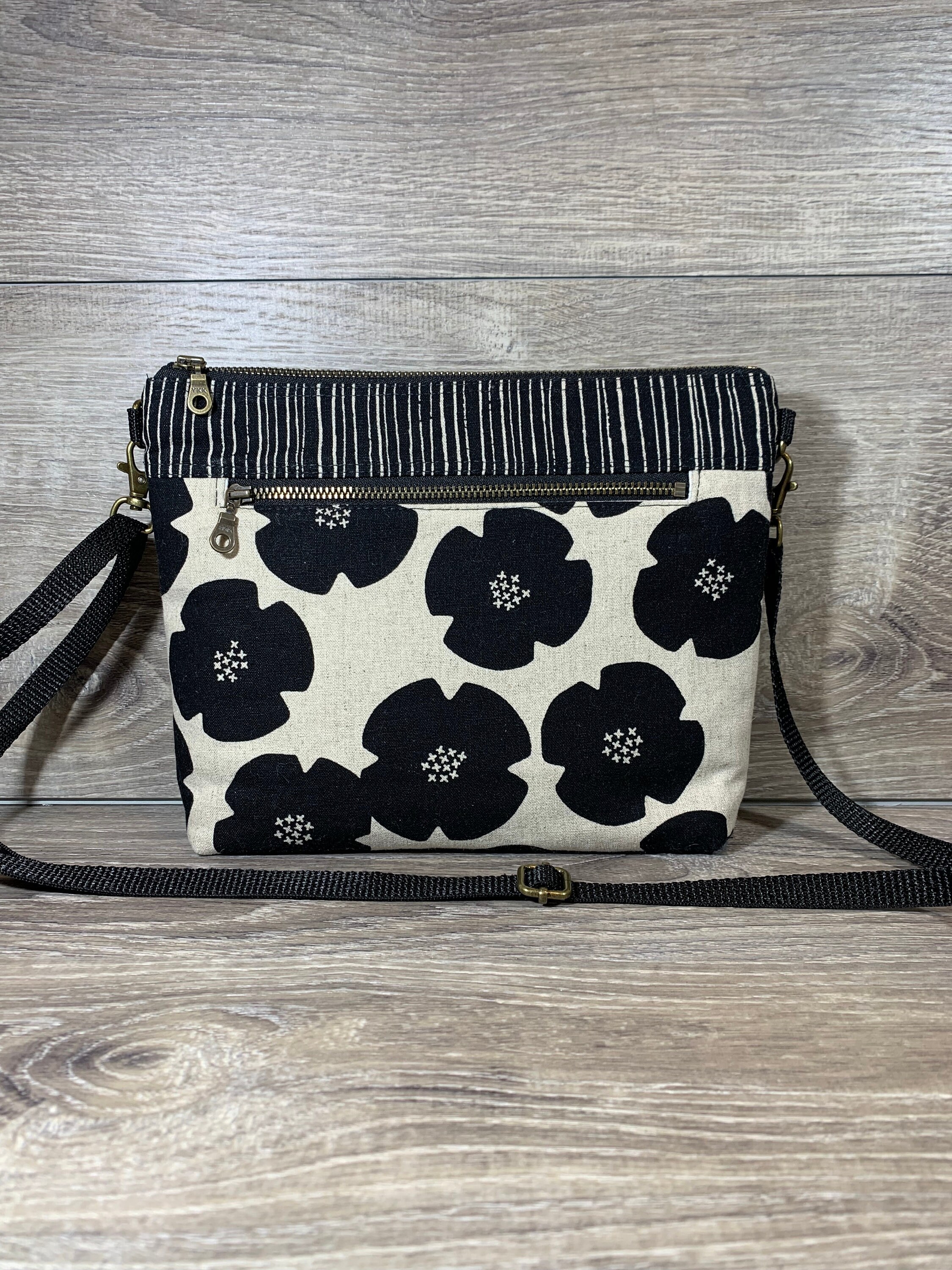 Daisy Rose Phone Holder Wallet and Cross Body Bag - RFID Blocking Wristlet  with Card Slots and Zip Pocket -PU Vegan Leather - Cream Checkered 