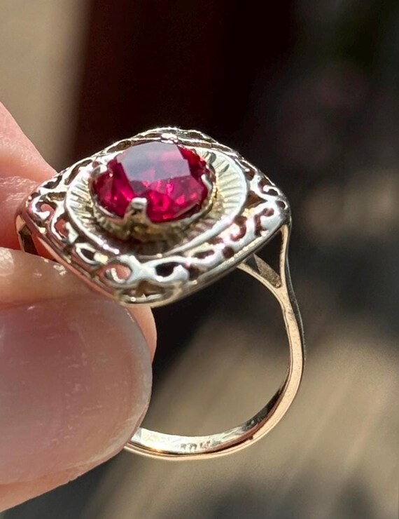 Victorian-Art Deco 10k Gold Ring with Vibrant Red… - image 10