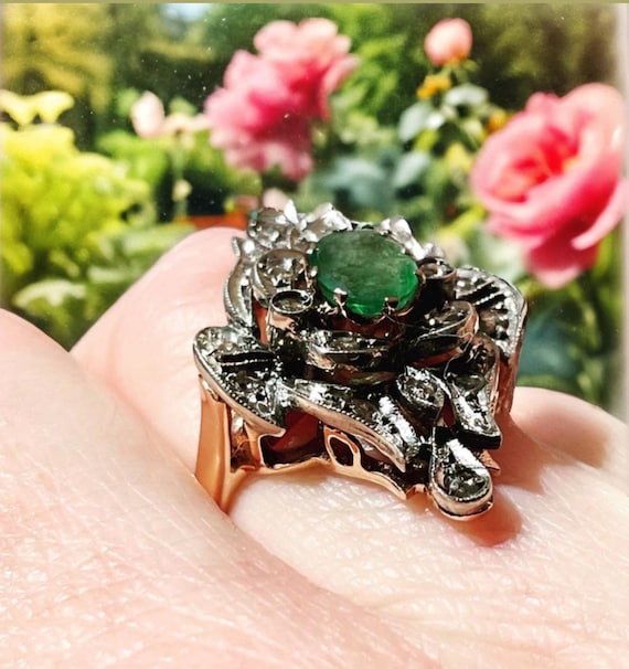 Vintage rose gold Emerald and diamond ring - image 1