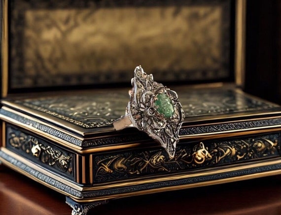 Vintage rose gold Emerald and diamond ring - image 8