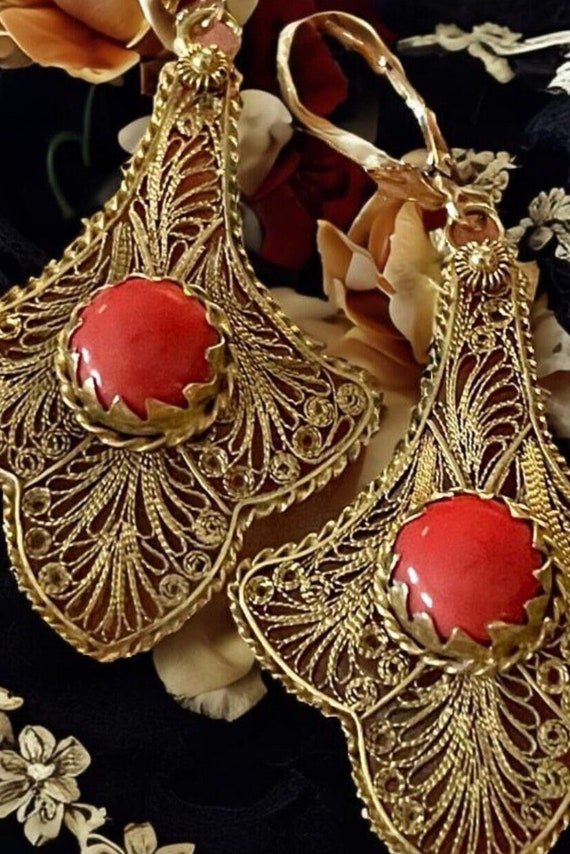 Vintage red coral gold earrings - image 7