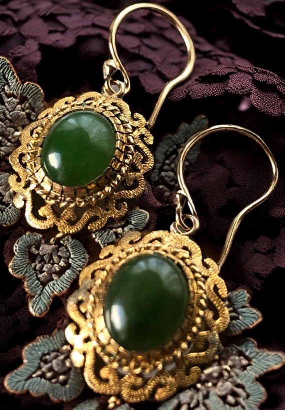 Vintage Green Cabochon Earrings