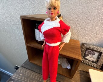 Barbie Workout Clothes | Red Athletic Shirt & Sweat Pants for Fashion Dolls | 1970s - 1980s Barbie Sweatpants
