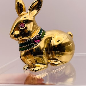 エスティーローダー　イヤー オブ ザ コンパクト ラビット Estee Lauder Bunny - Etsy