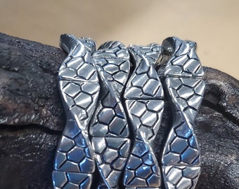 Tornado metal stretch bracelet