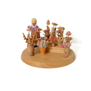 Erzgebirge Vintage Wooden Hand Carved Flower Market Stand, Erzgebirge Miniature German Hand Carved,  Germany Former East Germany