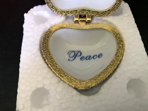 Heart Shaped Trinket Box Ornament, Ceramic Puffed… - image 9