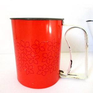 ANDROCK Flour Sifter Orange Red, 1960s Mid Century Vintage Kitchen, USA Made