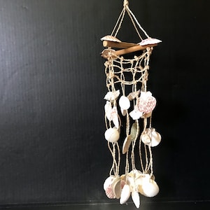 Natural Mixed Shell Mobile, Seashell Wind Chimes Hanging Decor, Retro Patio Cottage Beach Dorm Boho Vintage Decor