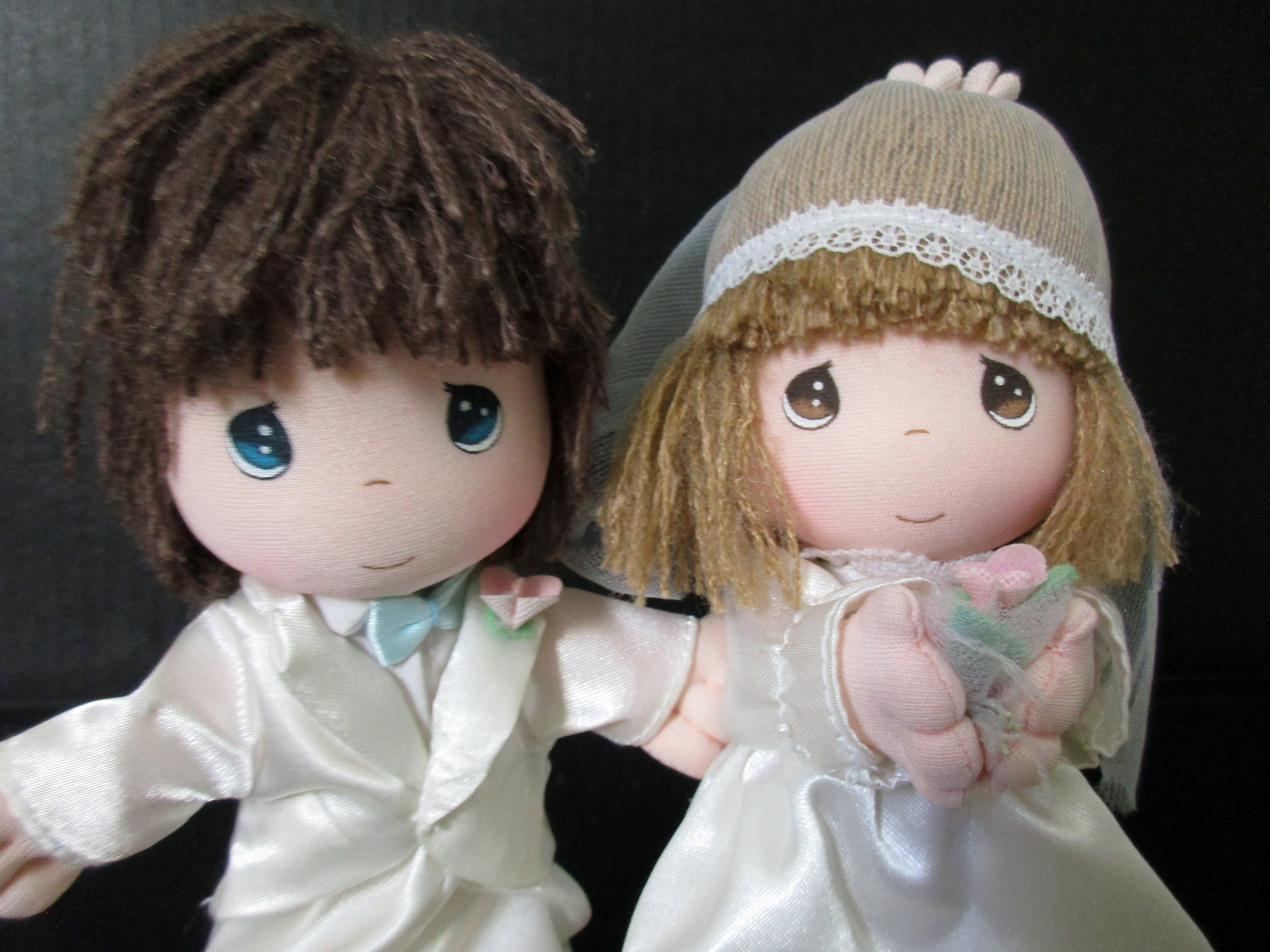 precious moments wedding dolls