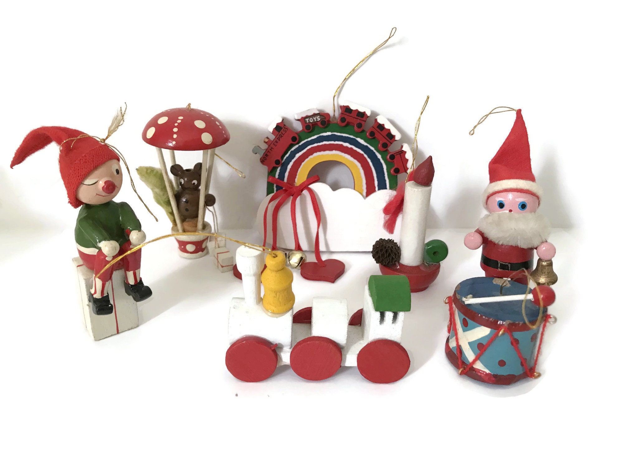 Vintage wooden Christmas ornament sets that you could paint (1974) - Click  Americana