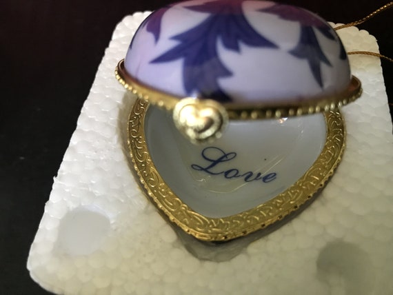 Heart Shaped Trinket Box Ornament, Ceramic Puffed… - image 7
