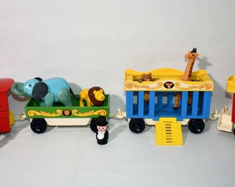 Vintage Fisher Price Little People Circus Train #991 Set