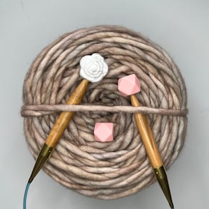 Marble Rose Needle Stoppers| Knitting Needle Stoppers | Knitting Notions | Stitch Stoppers | Needle Point Protectors | Stitch Holders