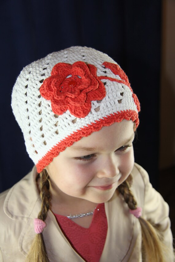 girls crochet hat with flower