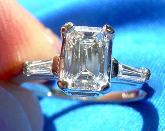 EARTH MINED DIAMOND Emerald Cut Art Deco Engagement Ring. Vintage Natural Diamond 14k White Gold Hand Made Statement Solitaire